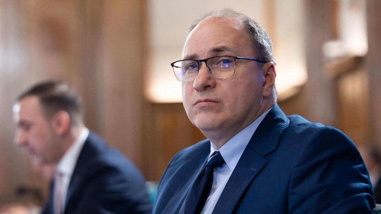 Lovitură în sistemul de educație! Se DESFIINȚEAZĂ…