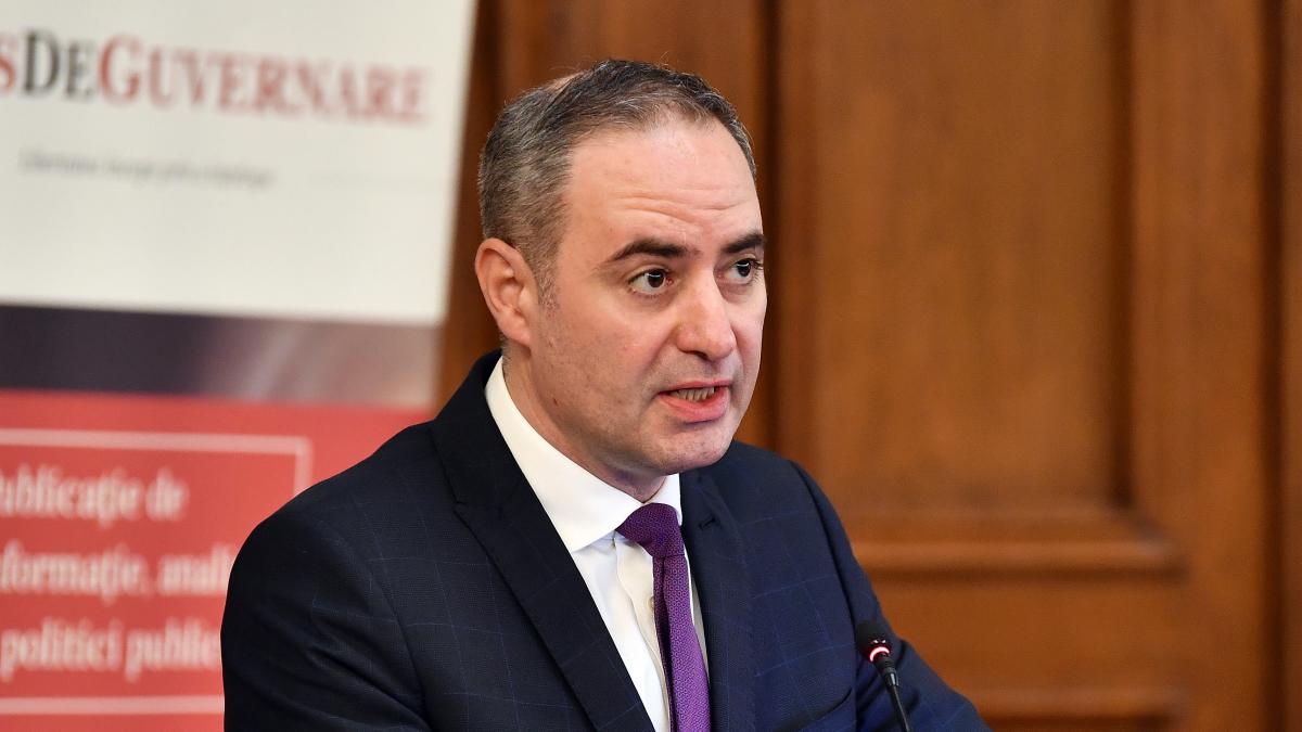 ȘTIRE DE ULTIMĂ ORĂ! Ministrul de Finanțe, implicat într-un ACCIDENT RUTIER soldat cu…