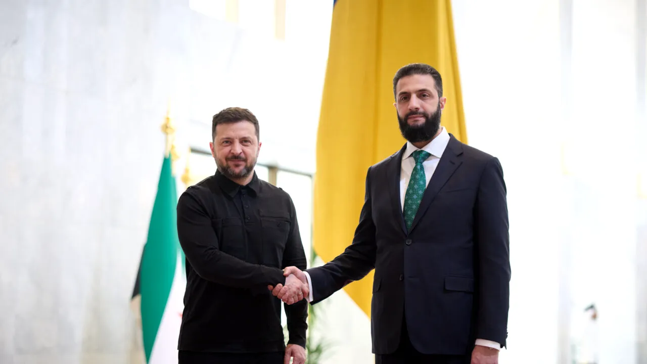 Știre de ULTIM MOMENT! Alianță Ucraina – Siria și negocieri privind…