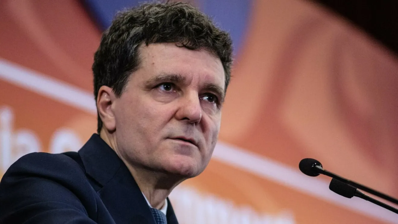 Nicușor Dan A REACȚIONAT după dispariția lui Mircea Lucescu și a anunțat…