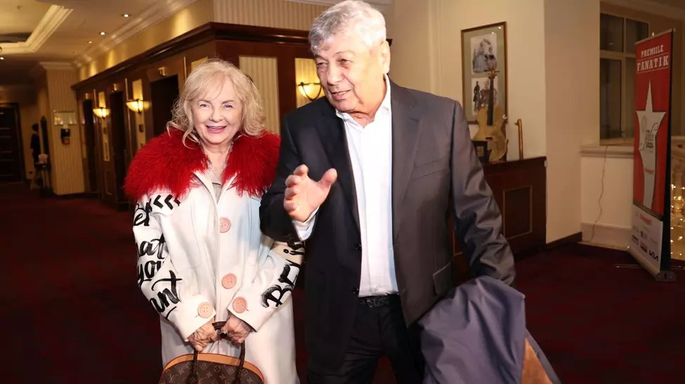Iubirea care a trecut testul timpului. Cum a început povestea dintre Mircea Lucescu și Neli, femeia care i-a stat alături aproape…