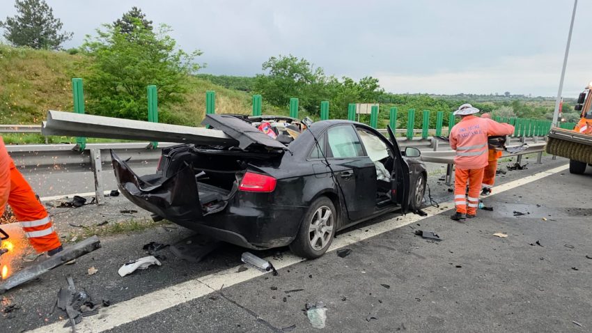 ACCIDENT cumplit! Doi bunici și nepoțica lor de doar 2 ani au…