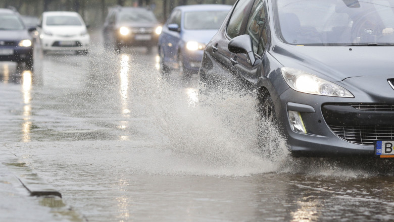 Vreme capricioasă în București. Meteorologii anunță 12 zile la rând cu ploaie