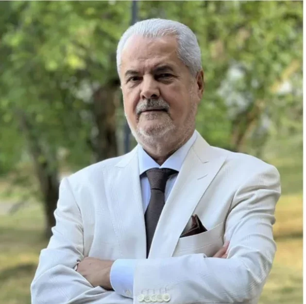 Adrian Năstase, DEZVĂLUIRI despre Guvernul Tomac. Fostul premier lansează B0MBA: „La Transporturi ar putea fi desemnat chiar Băsescu”