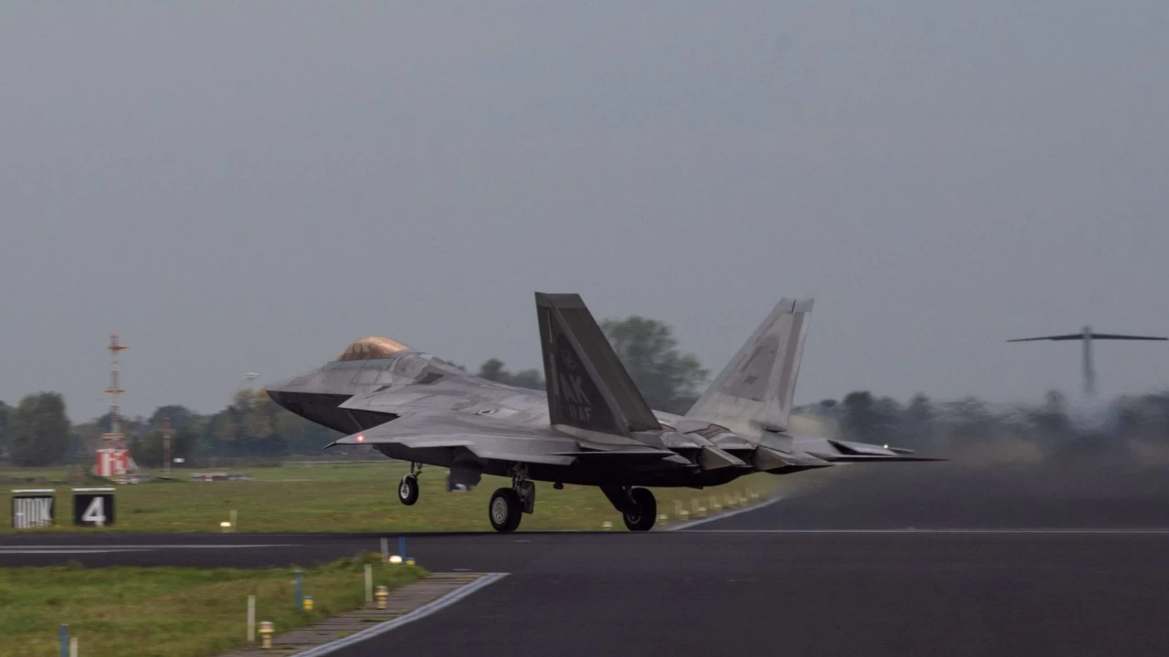 Incident major! NATO a activat cel mai înalt nivel de ALERTĂ AERIANĂ după ce un avion de…