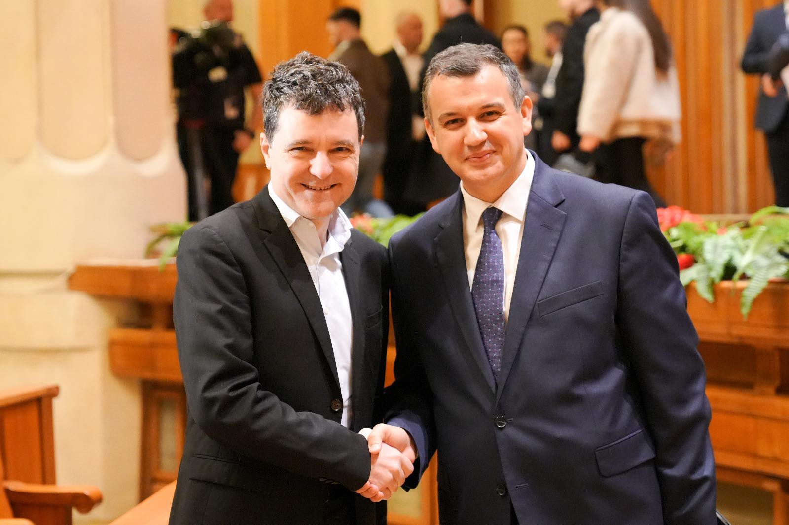 Primul partid care își anunță SUSȚINEREA pentru Eugen Tomac